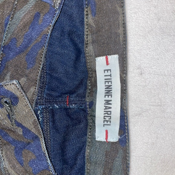 Stylish Camo Skinny Jeans for Women - Picture 5 of 9